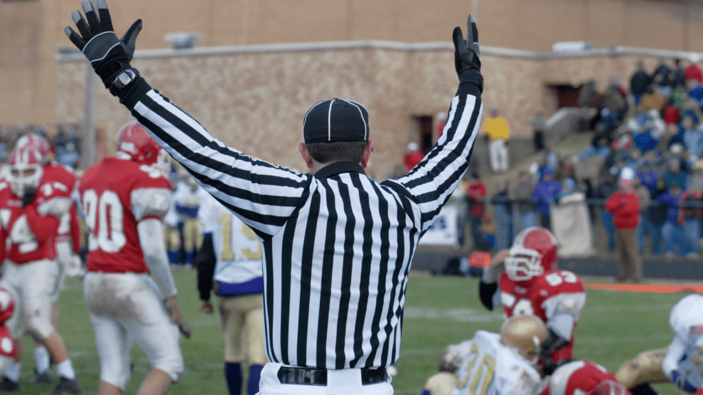 Wat zijn de scheidsrechter posities in American football? Van referee tot field judge